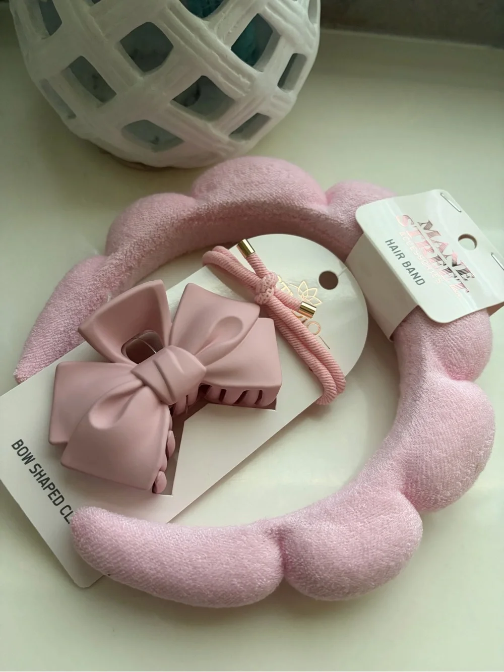 Pink Bow Hair Claw & Spa Headband Set in clear tote